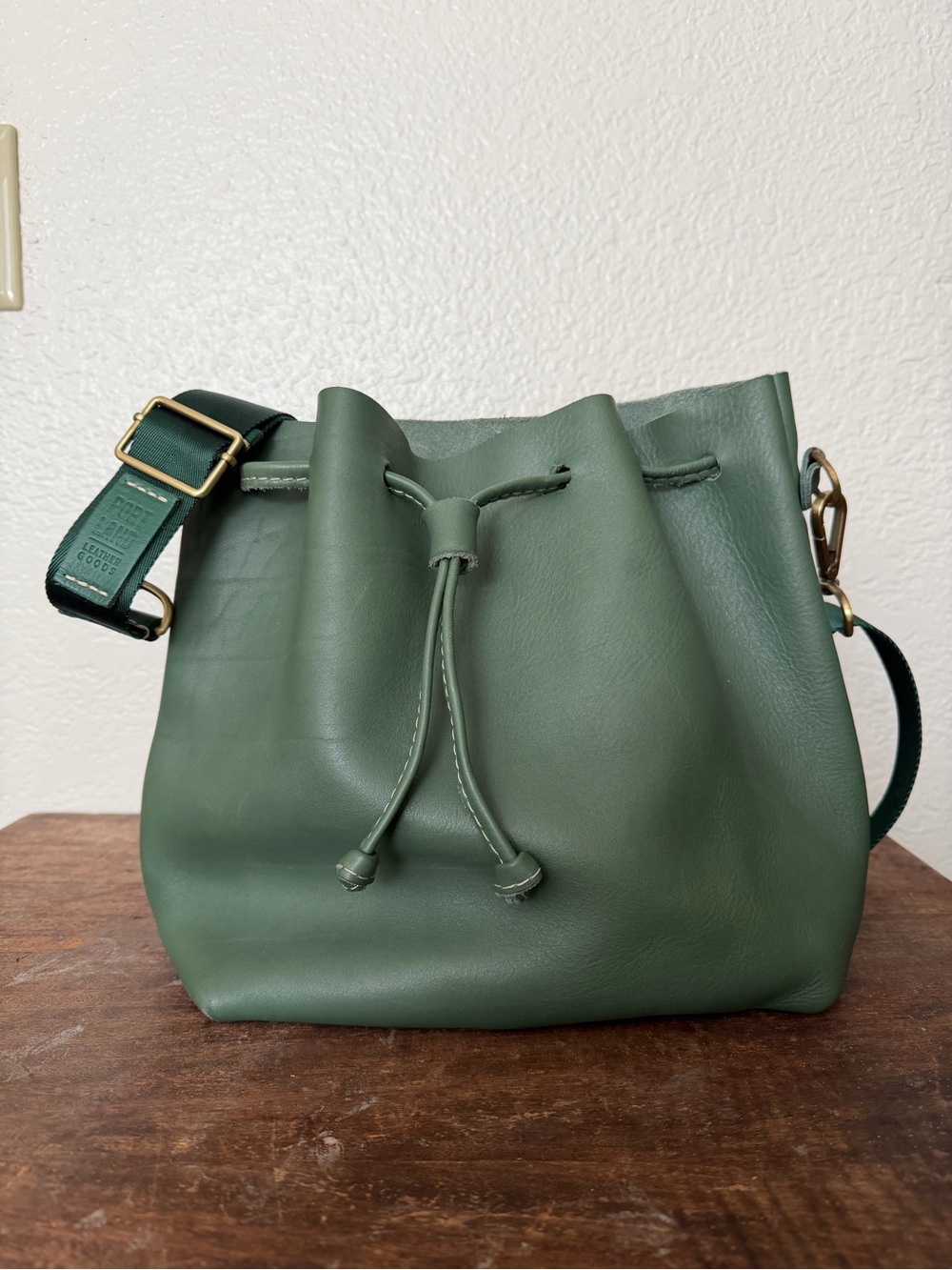 Portland Leather Goods Green Leather Drawstring Bucket Bag